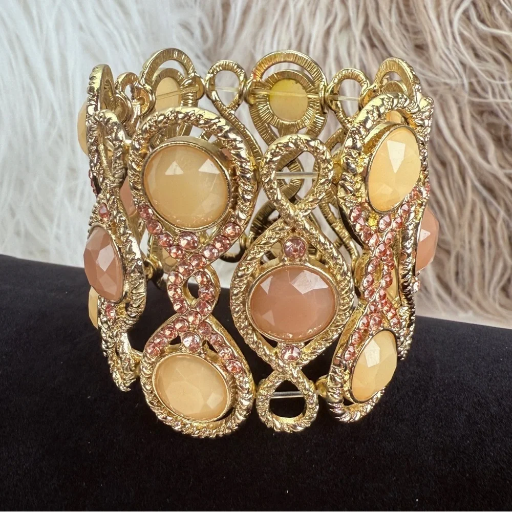 Gorgeous wideband goldtone neutral color stretch bracelet